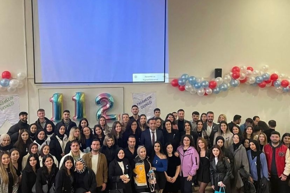 AFETLERDE ACİL SAĞLIK HİZMETLERİ VE PARAMEDİKLER